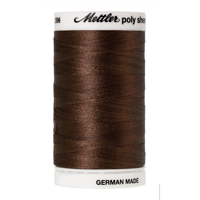 Amann Mettler Poly Sheen Pine Park glänzt durch den trilobalen Fadenquerschnitt besonders schön. Zum Sticken, Quilten, Nähen. 800m Spule