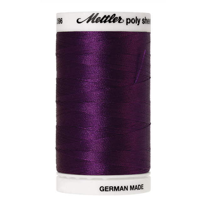 Amann Mettler Poly Sheen Pansy glänzt durch den trilobalen Fadenquerschnitt besonders schön. Zum Sticken, Quilten, Nähen. 800m Spule