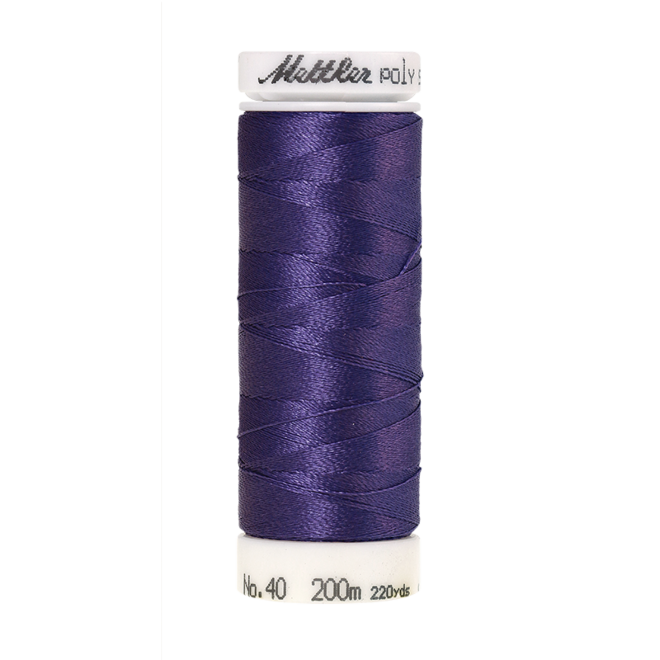 Amann Mettler Poly Sheen Twilight glänzt durch den trilobalen Fadenquerschnitt besonders schön. Zum Sticken, Quilten, Nähen. 200m Spule