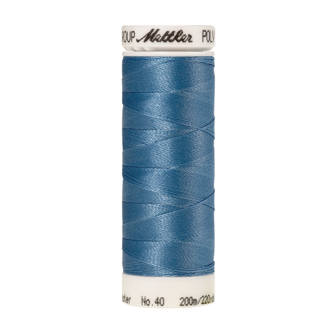 Amann Mettler Poly Sheen Celestial glänzt durch den trilobalen Fadenquerschnitt besonders schön. Zum Sticken, Quilten, Nähen. 200m Spule