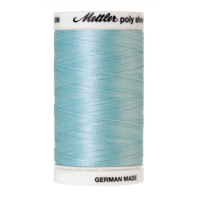 Amann Mettler Poly Sheen Spearmint glänzt durch den trilobalen Fadenquerschnitt besonders schön. Zum Sticken, Quilten, Nähen. 800m Spule