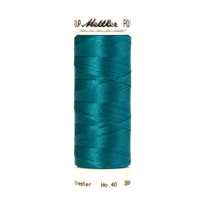 Amann Mettler Poly Sheen Aqua Velva glänzt durch den trilobalen Fadenquerschnitt besonders schön. Zum Sticken, Quilten, Nähen. 200m Spule