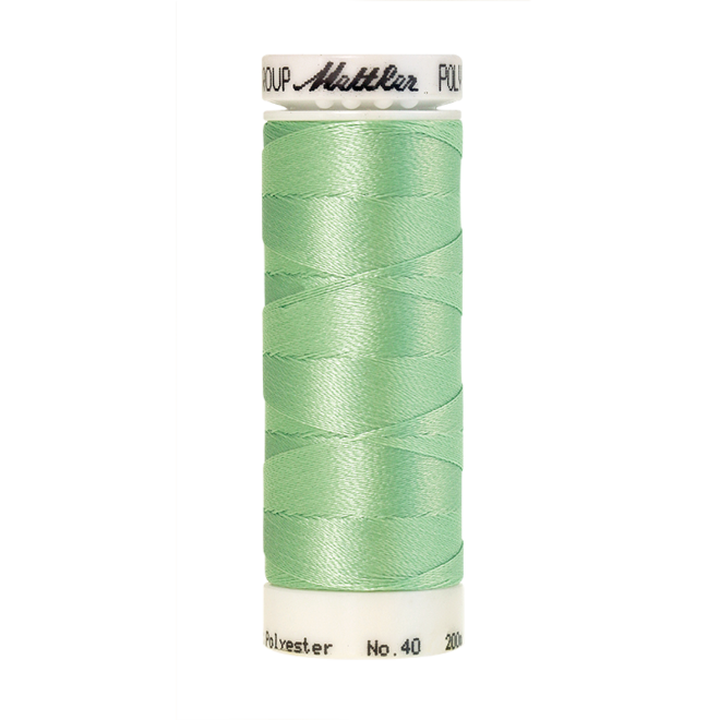 Amann Mettler Poly Sheen Basic Seafoam glänzt durch den trilobalen Fadenquerschnitt besonders schön. Zum Sticken, Quilten, Nähen. 200m Spule