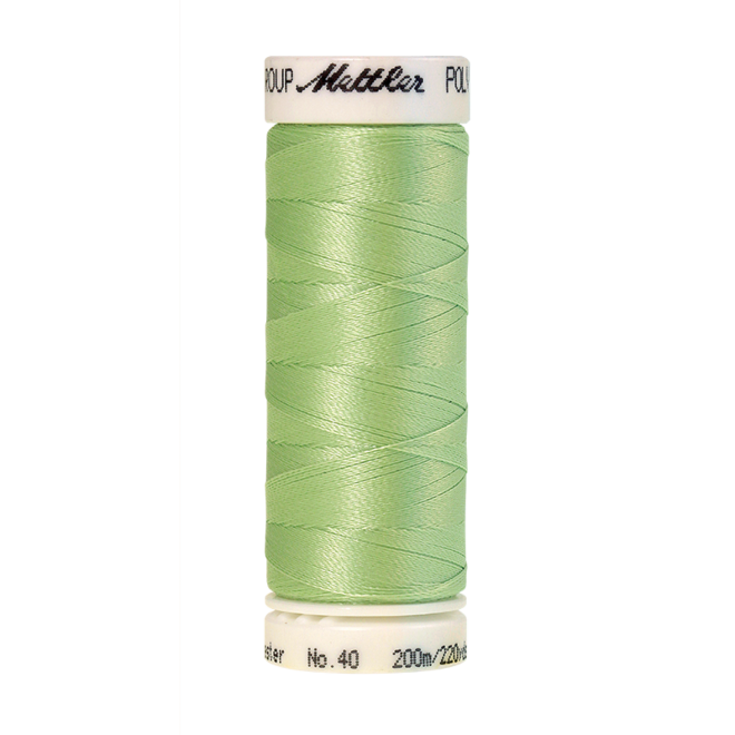 Amann Mettler Poly Sheen Spring Frost glänzt durch den trilobalen Fadenquerschnitt besonders schön. Zum Sticken, Quilten, Nähen. 200m Spule