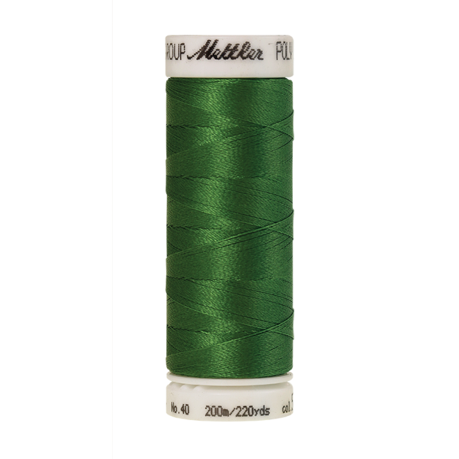 Amann Mettler Poly Sheen Green Grass glänzt durch den trilobalen Fadenquerschnitt besonders schön. Zum Sticken, Quilten, Nähen. 200m Spule