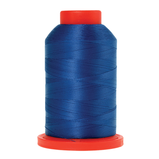 Amann Mettler Seralene in der Farbe Steel Blue auf der 2000m Kone. Seralene ist hervorragend geeignet für feine Nähte auf leichten Stoffen!