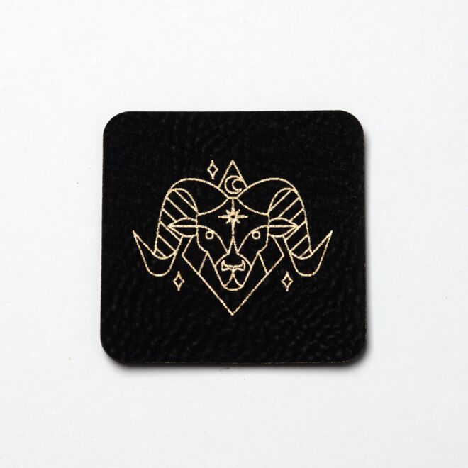Kunstlederlabel Sternzeichen Widder (schwarz/gold)