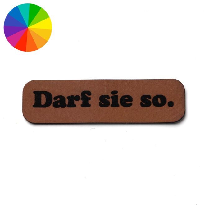 Kunstlederlabel "Darf sie so." (50mm x 15mm)