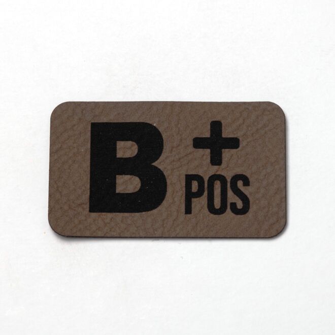 Kunstlederlabel Blutgruppe B+ (dunkelbraun/schwarz)