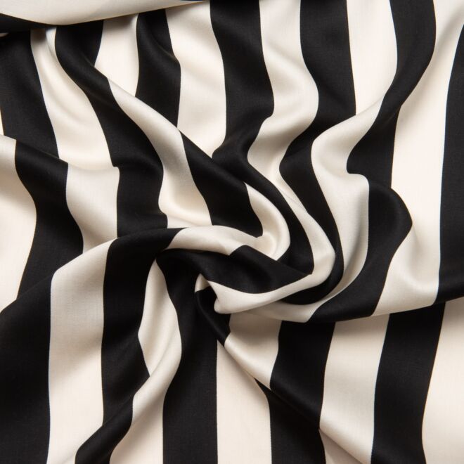 Viskose Streifen "Banda" schwarz (made in Italy)