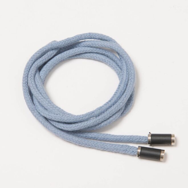 Fertigkordel mit schwarzen Endstücken - himmelblau