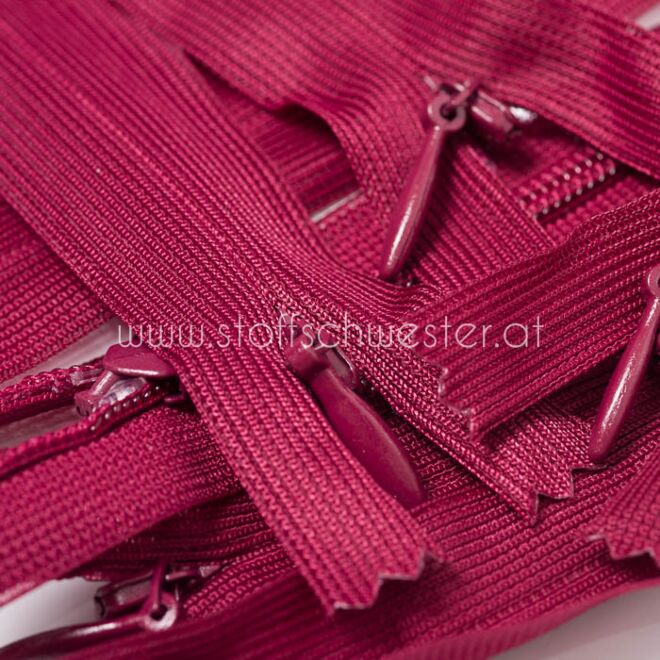 22cm Nahtverdeckter Reißverschluss weinrot